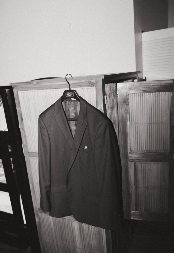 Intimate Oahu North Shore Wedding - Mokuleia