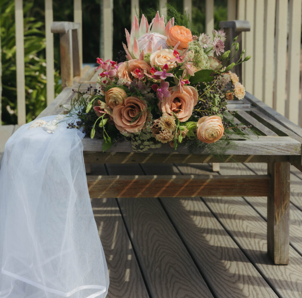 hawaii wedding bouqet